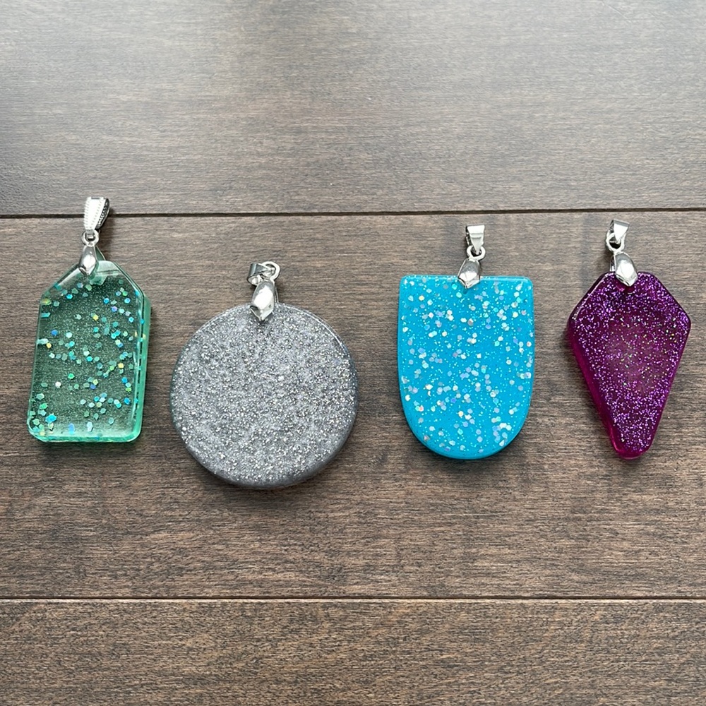 Necklace Pendant Charms, Handmade Jewellery Beauty Resin Sparkle Colourful Jewel